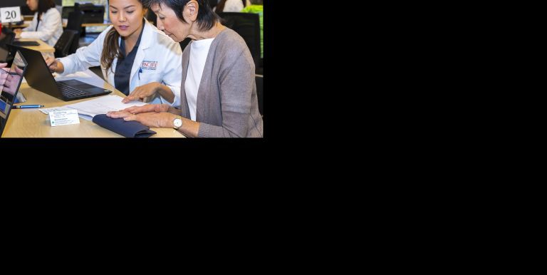PharmD student at a Medicare Part D Outreach Clinic