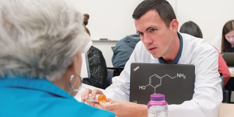 PharmD student at a Medicare Part D Outreach Clinic