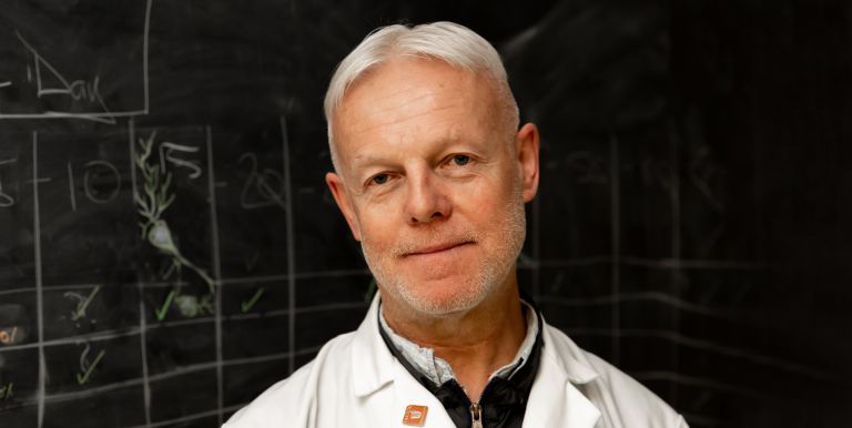 Robert F. Halliwell